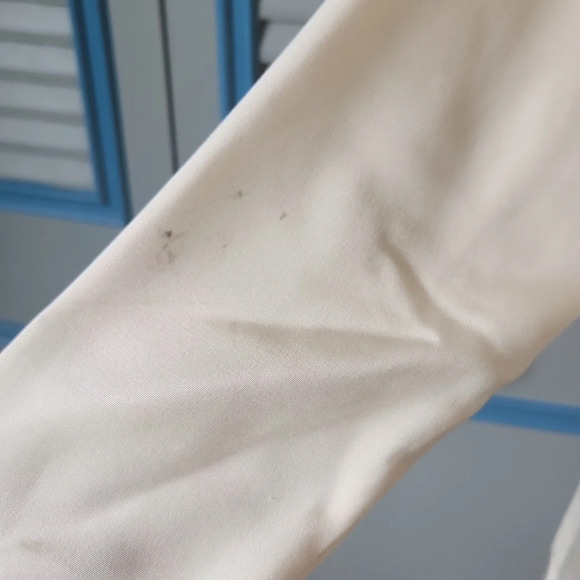 Badgley Mischka Ivory Lace Wedding Dress with Silk Overlay - Picture 11 of 16